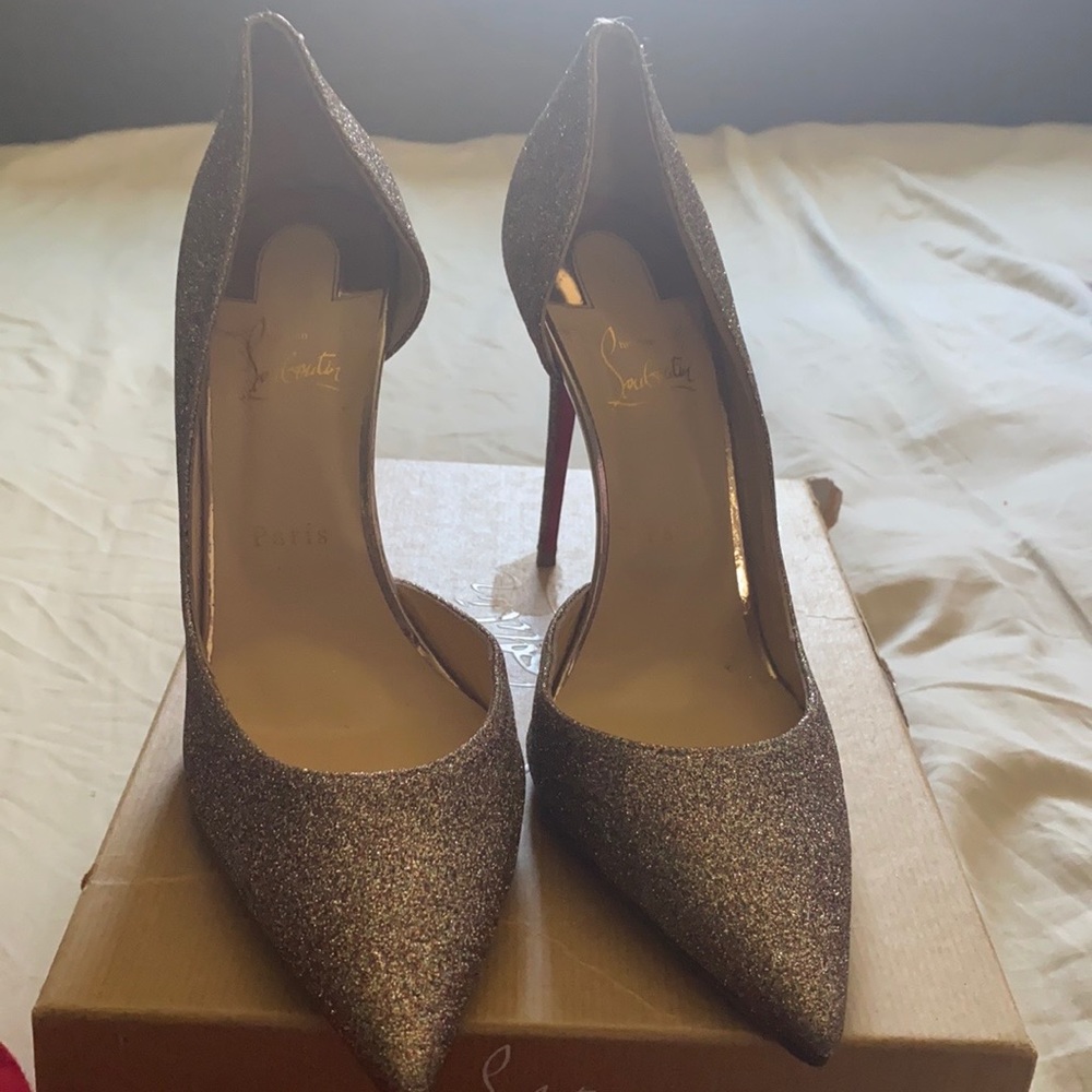 Christian louboutin Red bottom heels